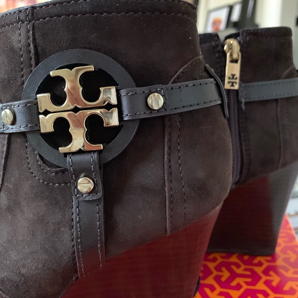 Tory Burch brown suede wedge booties - Picture 4 of 5